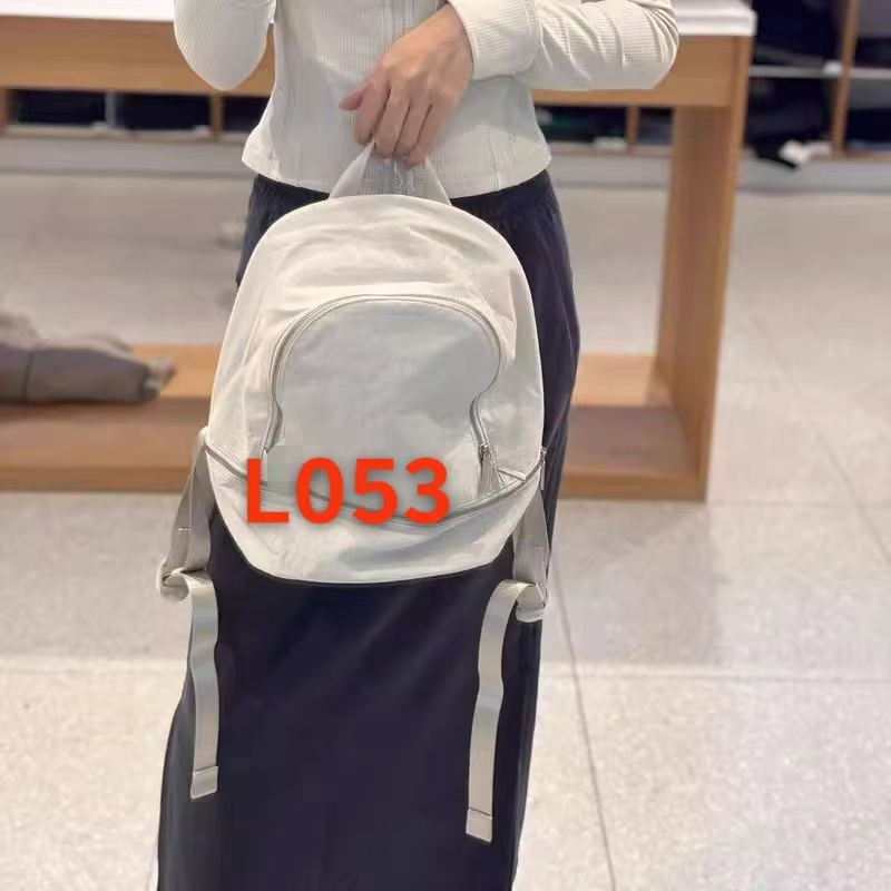 三色双肩迷你背包小众设计瑜伽运动双肩包休闲通勤防水L053