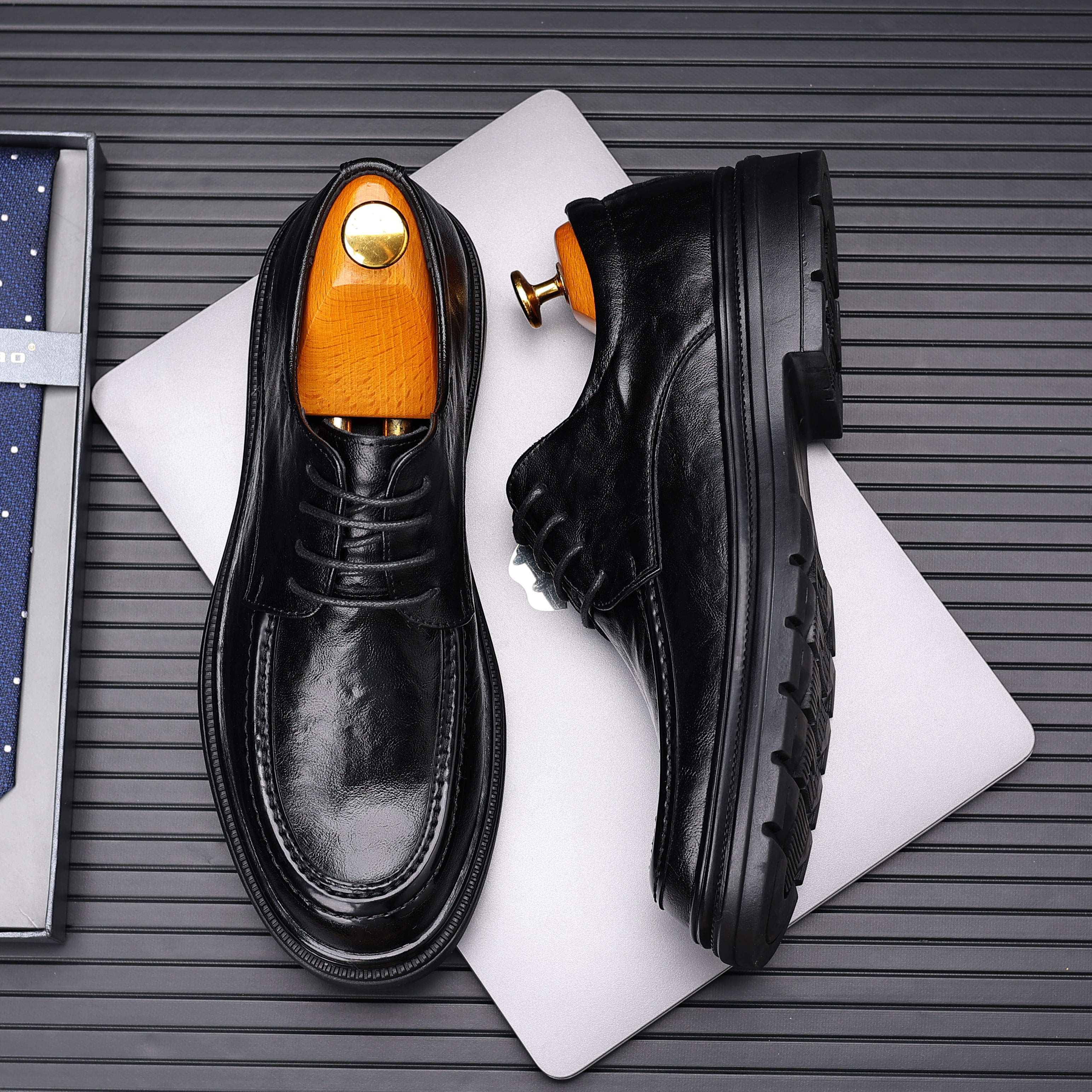 2025新款男士正装皮鞋男款商务英伦休闲系带德比鞋子男款男鞋2205