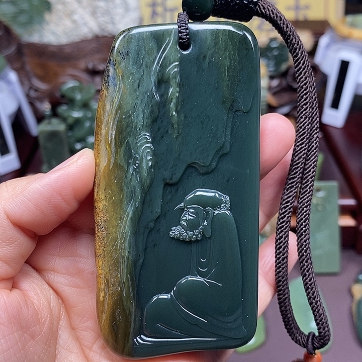 岫岩河磨玉（透闪石质玉）析木未镶嵌家****?