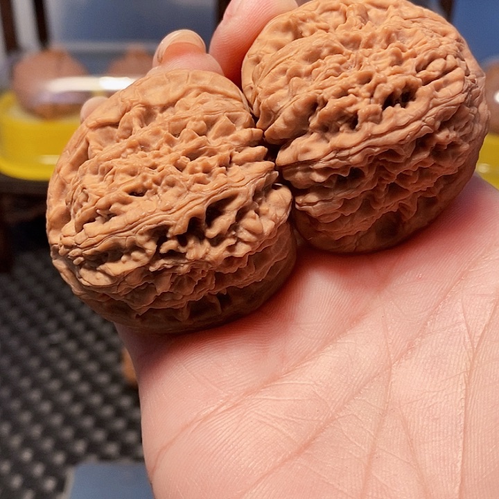 吊坠文玩核桃一****?