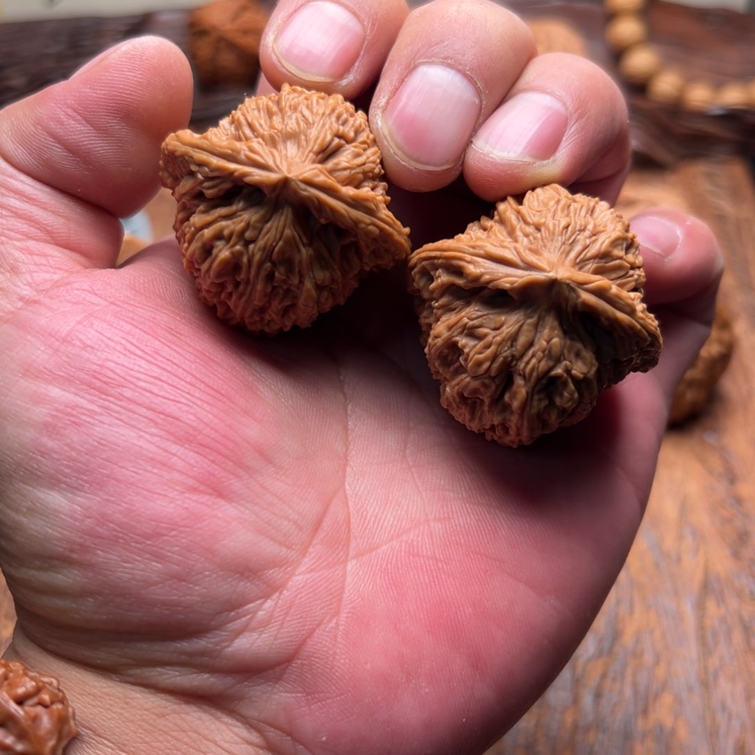 文玩核桃把件南疆