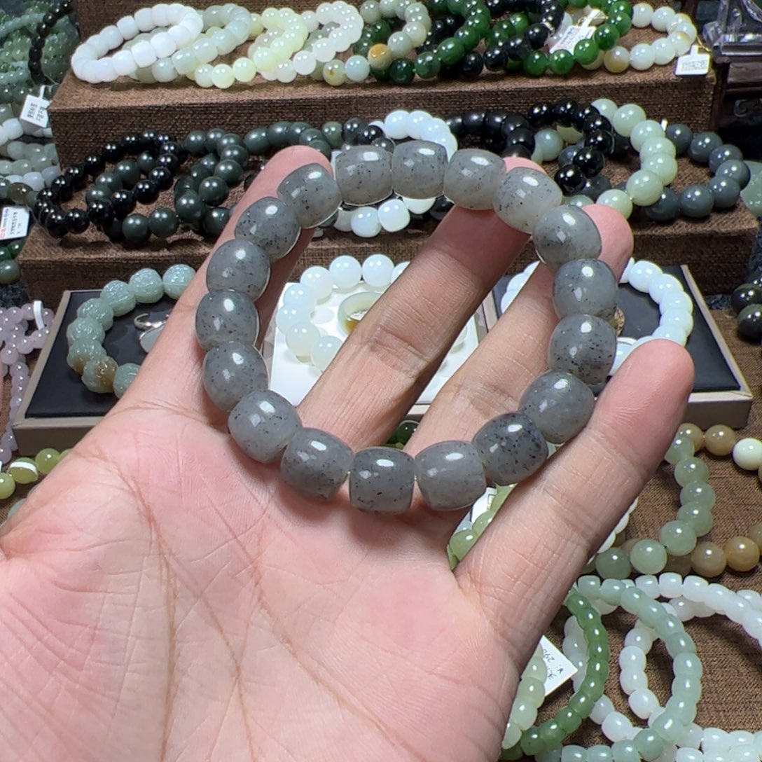 手链未镶嵌和田玉（糖玉）