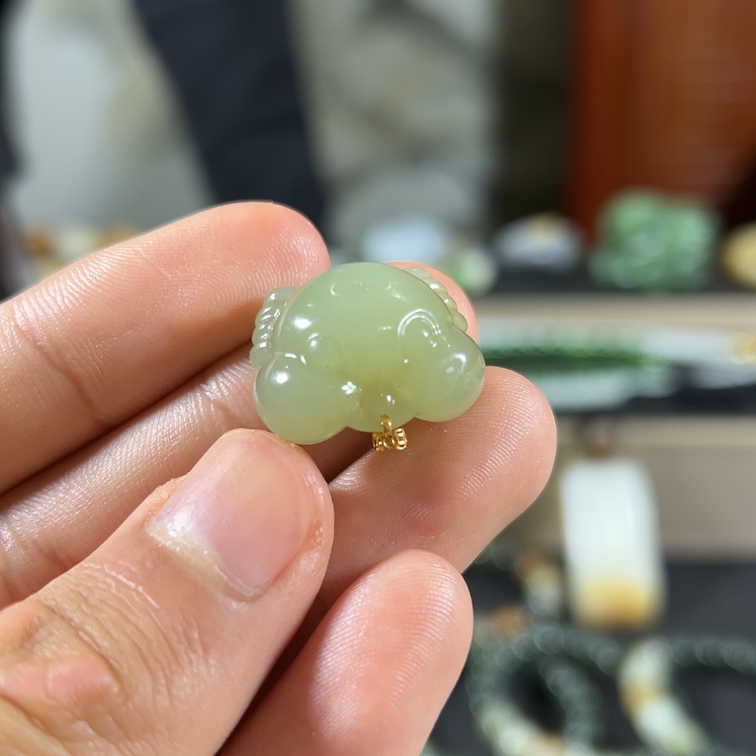 和田玉未镶嵌吊坠(不含链)