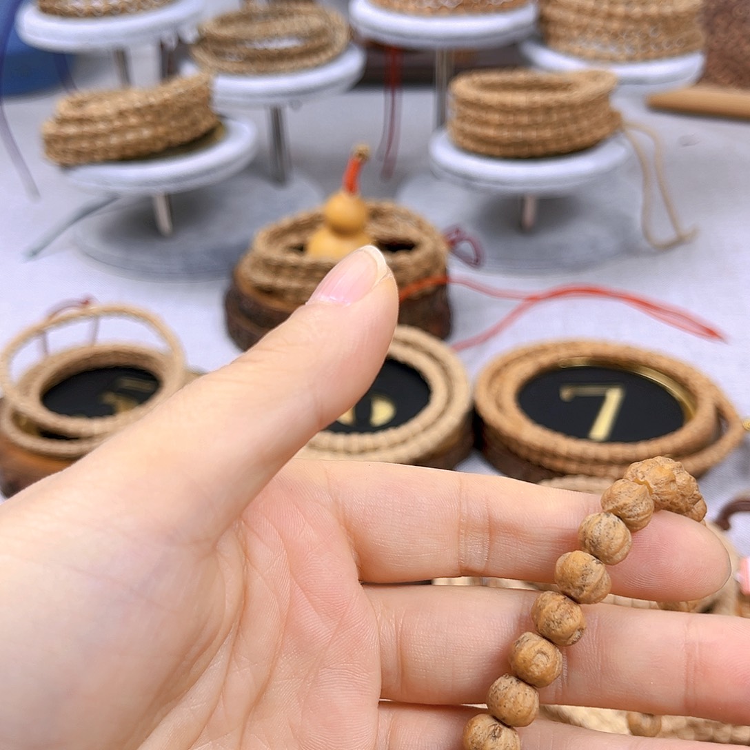 柏香籽/百香籽吊坠@****）