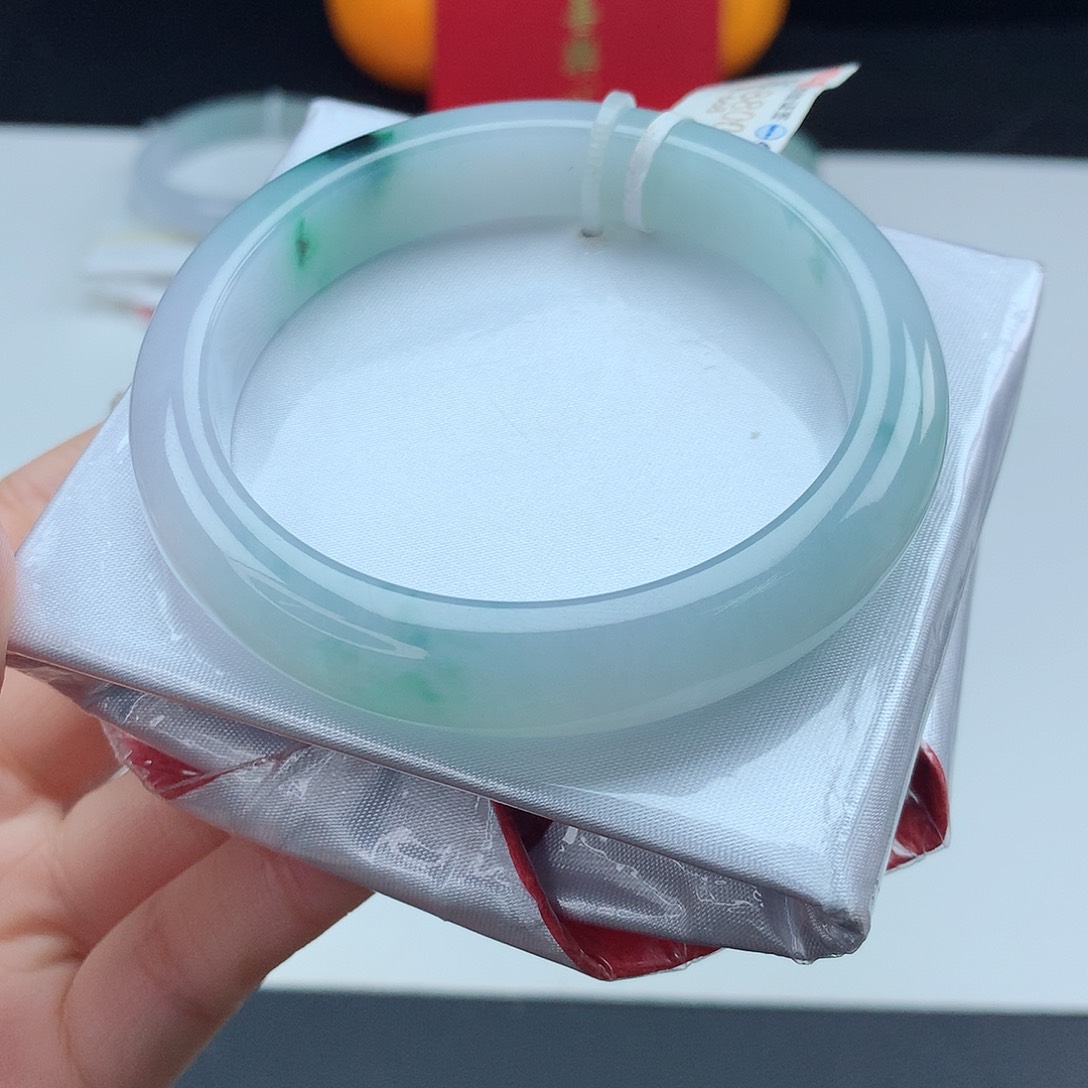 翡翠手镯未镶嵌天然翡翠10号