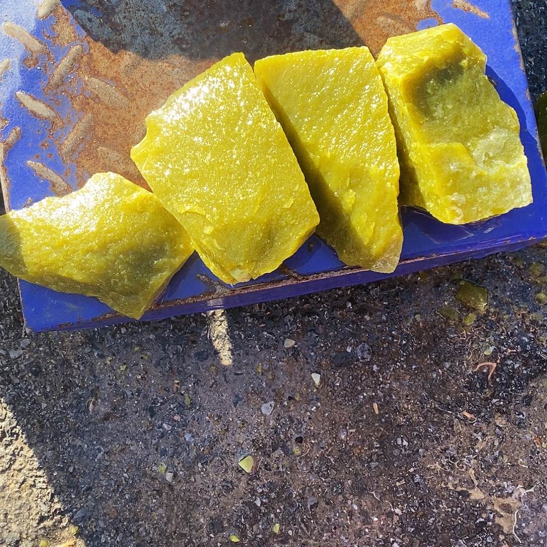 无***象岫玉未镶嵌岫玉原石奇石摆件