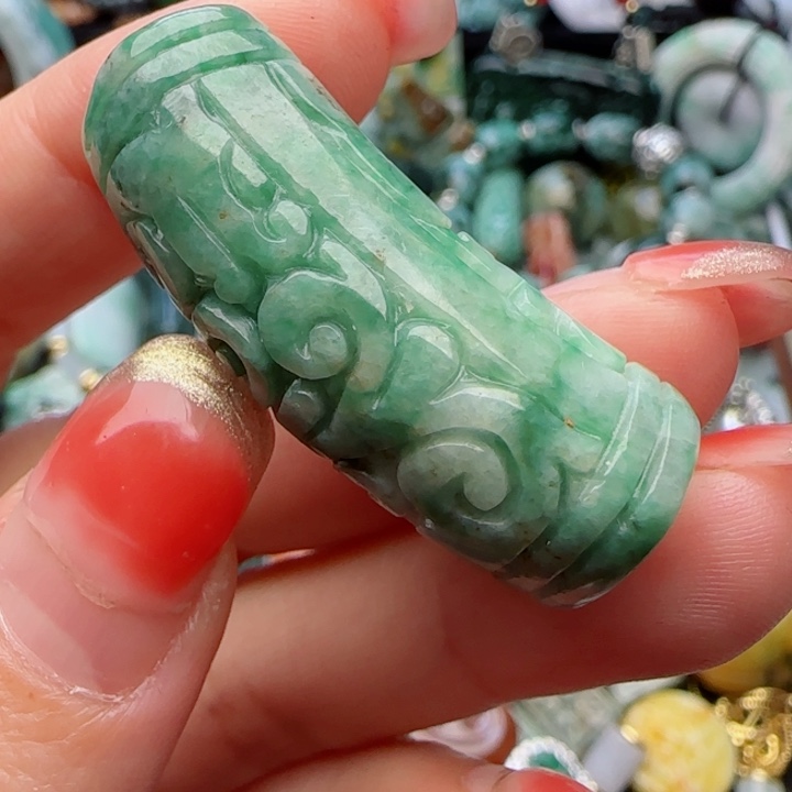 翡翠颈饰未镶嵌天然A货66