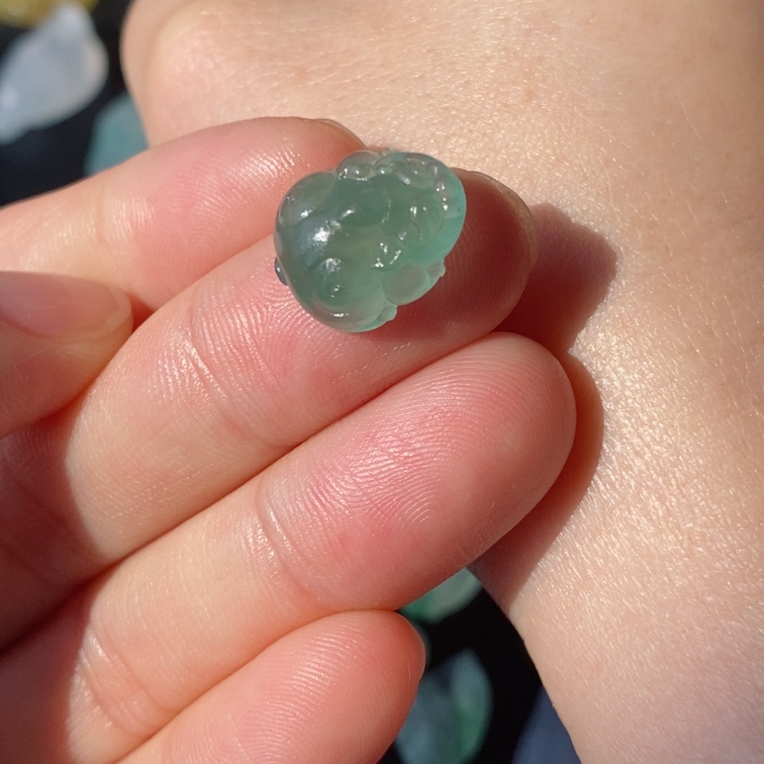 定制翡翠未镶嵌貔貅