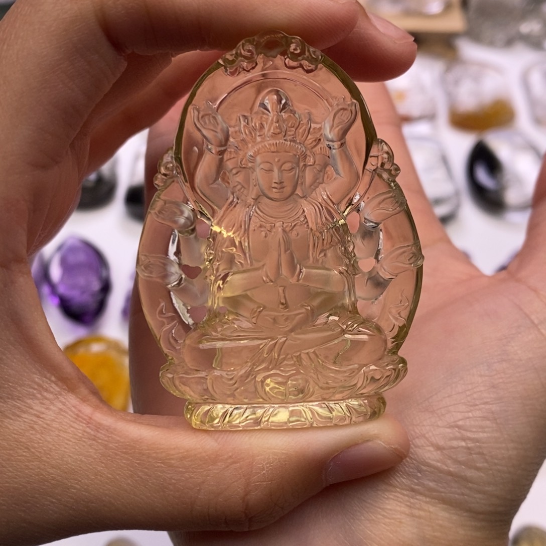 闪***人水晶未镶嵌颈饰定制