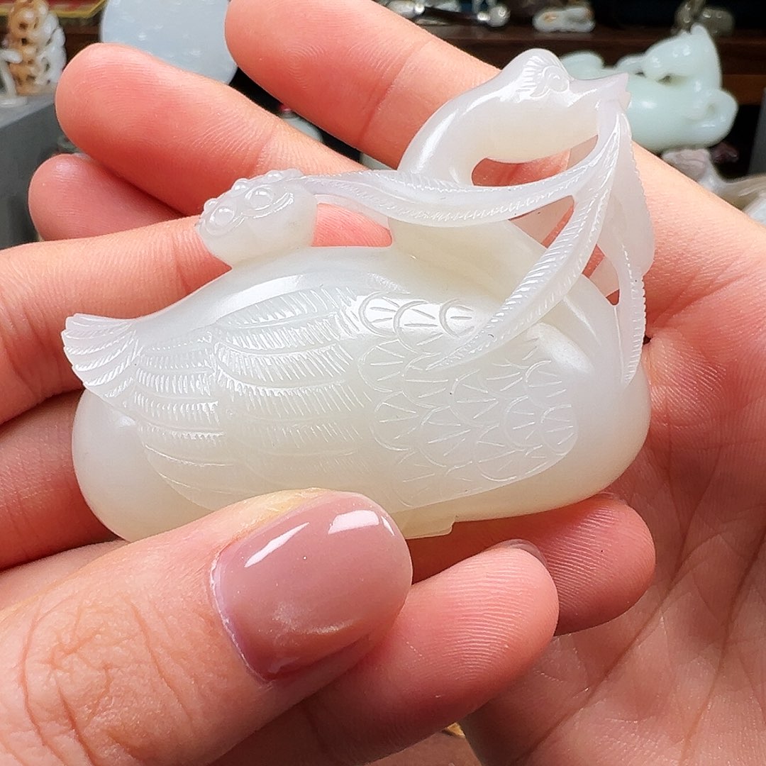 颈饰未镶嵌和田玉穆*华