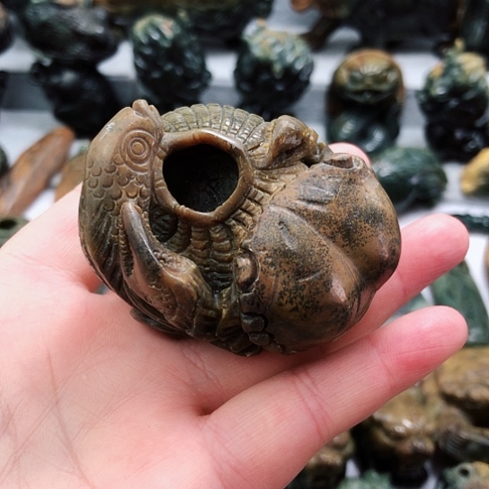 岫岩河磨玉（透闪石质玉）未镶嵌把件