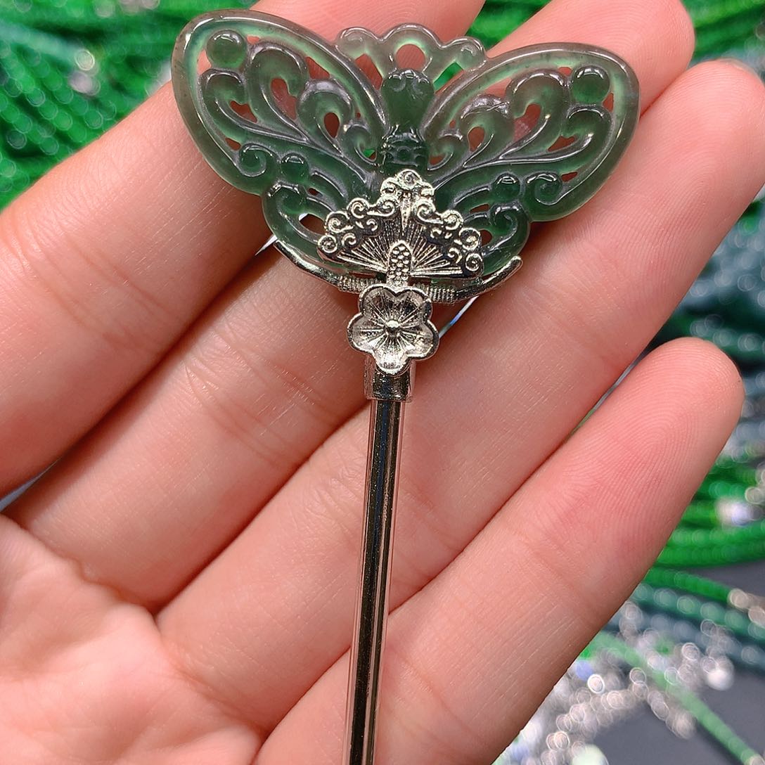 翡翠手串未镶嵌天然翡翠