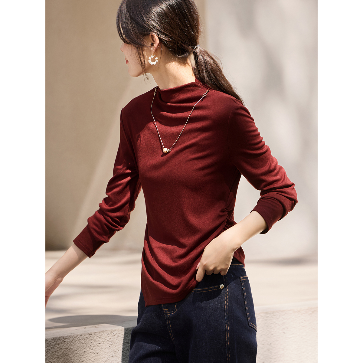 XWI/欣未设计斜边收腰25冬半高领百搭显瘦小衫送可拆卸项链D001