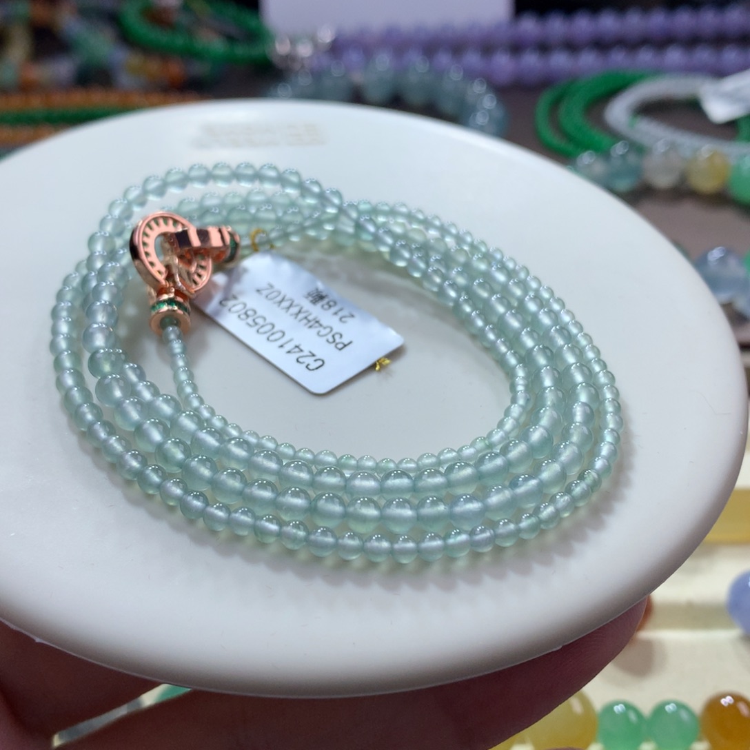 翡翠颈饰未镶嵌翡翠高冰晴底卡2.50~3.20+