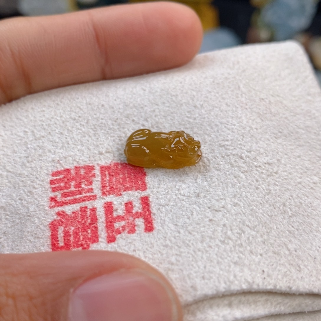 翡翠裸石翡翠貔貅