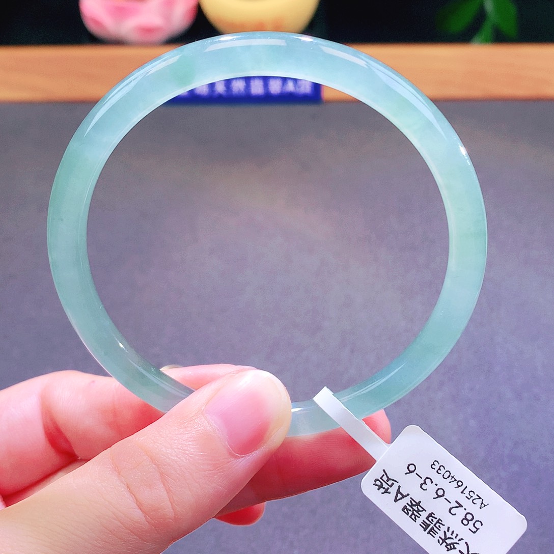 翡翠未镶嵌手镯天然翡翠