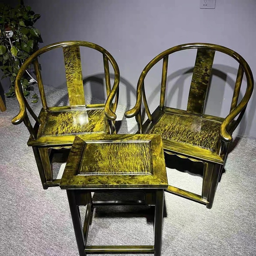 金丝楠木圈椅三件套