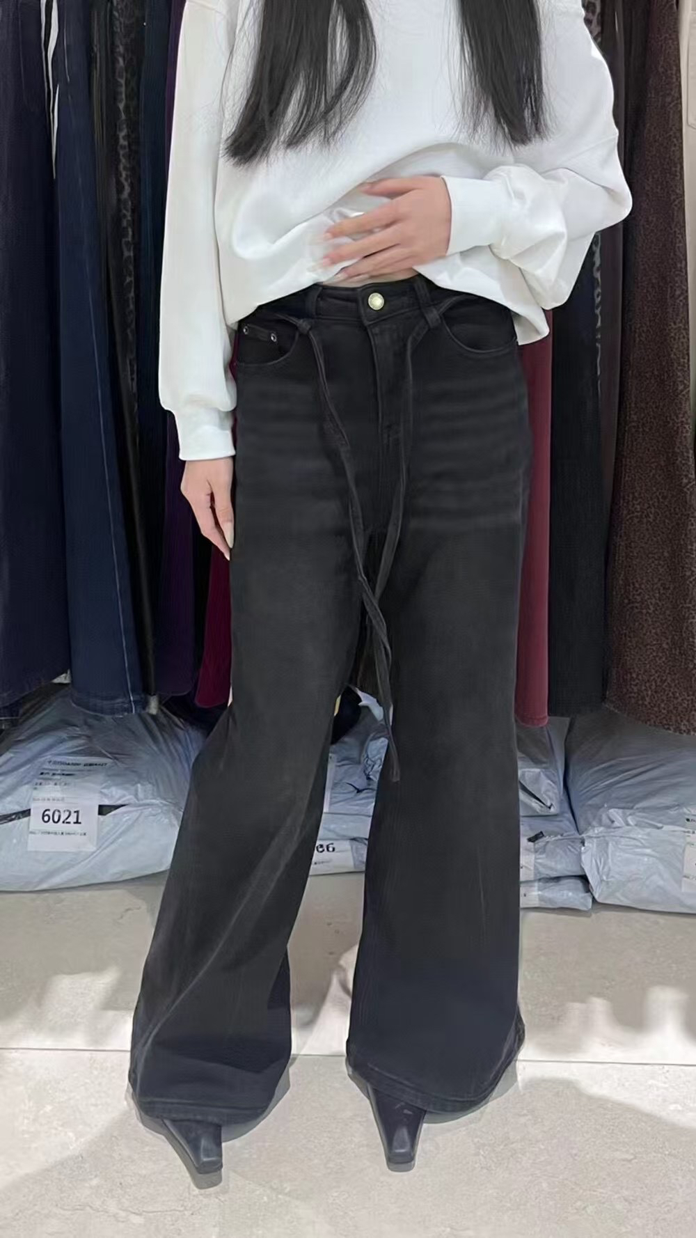 梧桐  牛仔微喇牛仔裤