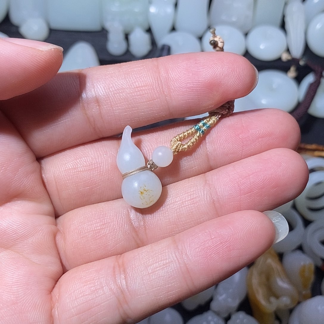 和田玉颈饰未镶嵌用****9