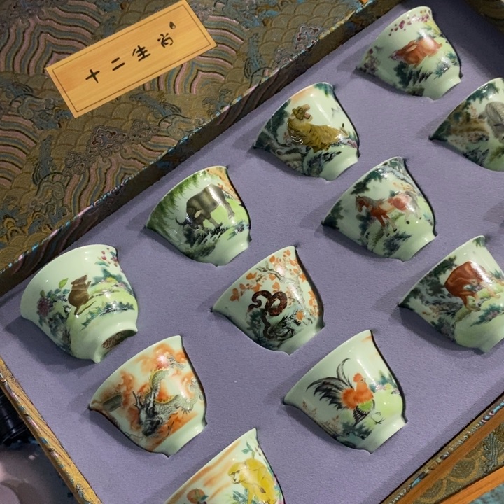 盖碗陶瓷绿稀土十二生肖套组