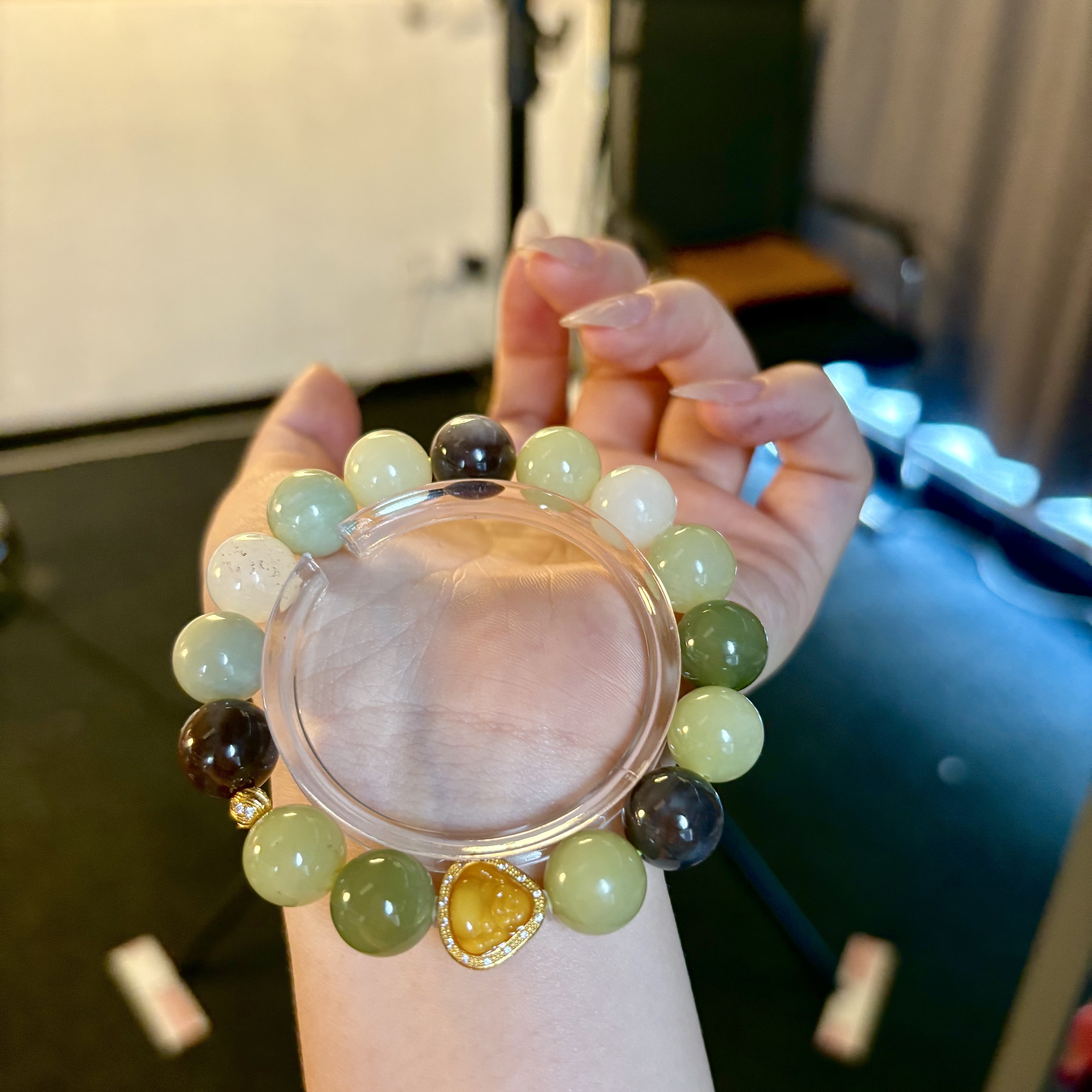 C34 和田玉手串 多样性发其一