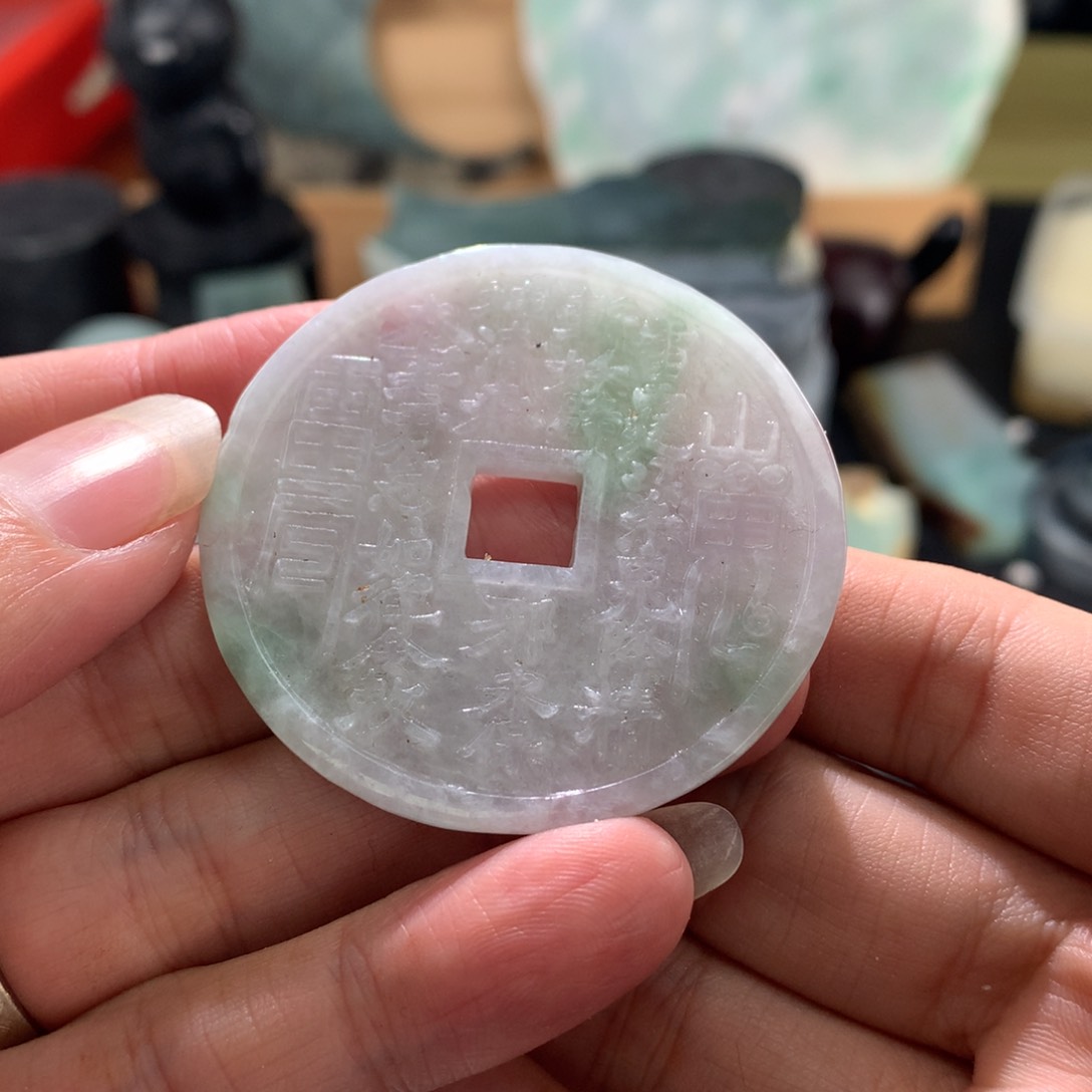 翡翠颈饰未镶嵌料子