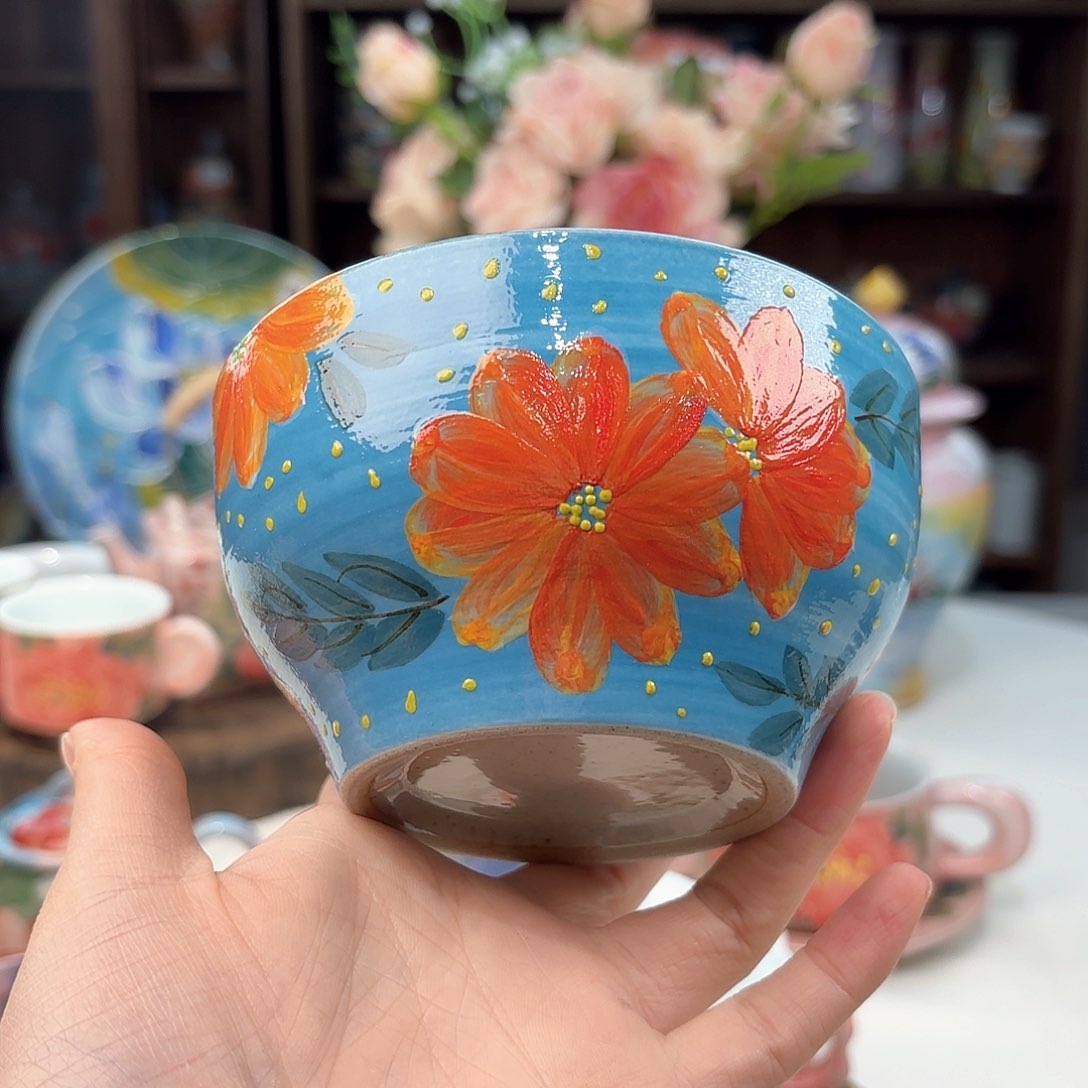 瓷片兔兔的小可爱太