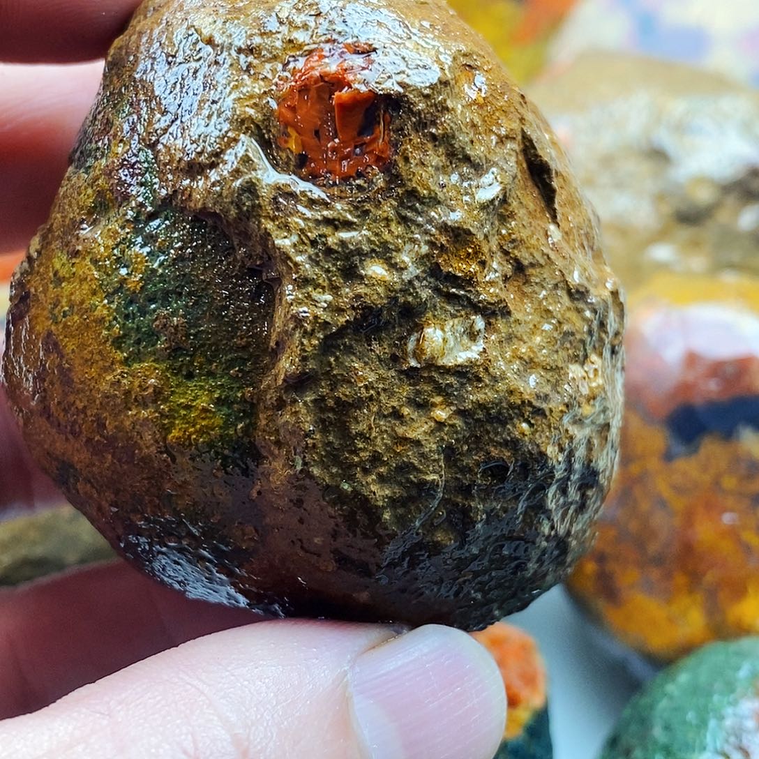 乐***的定制玛瑙未镶嵌战国红