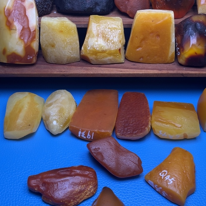 定制蜜蜡未镶嵌原石定制