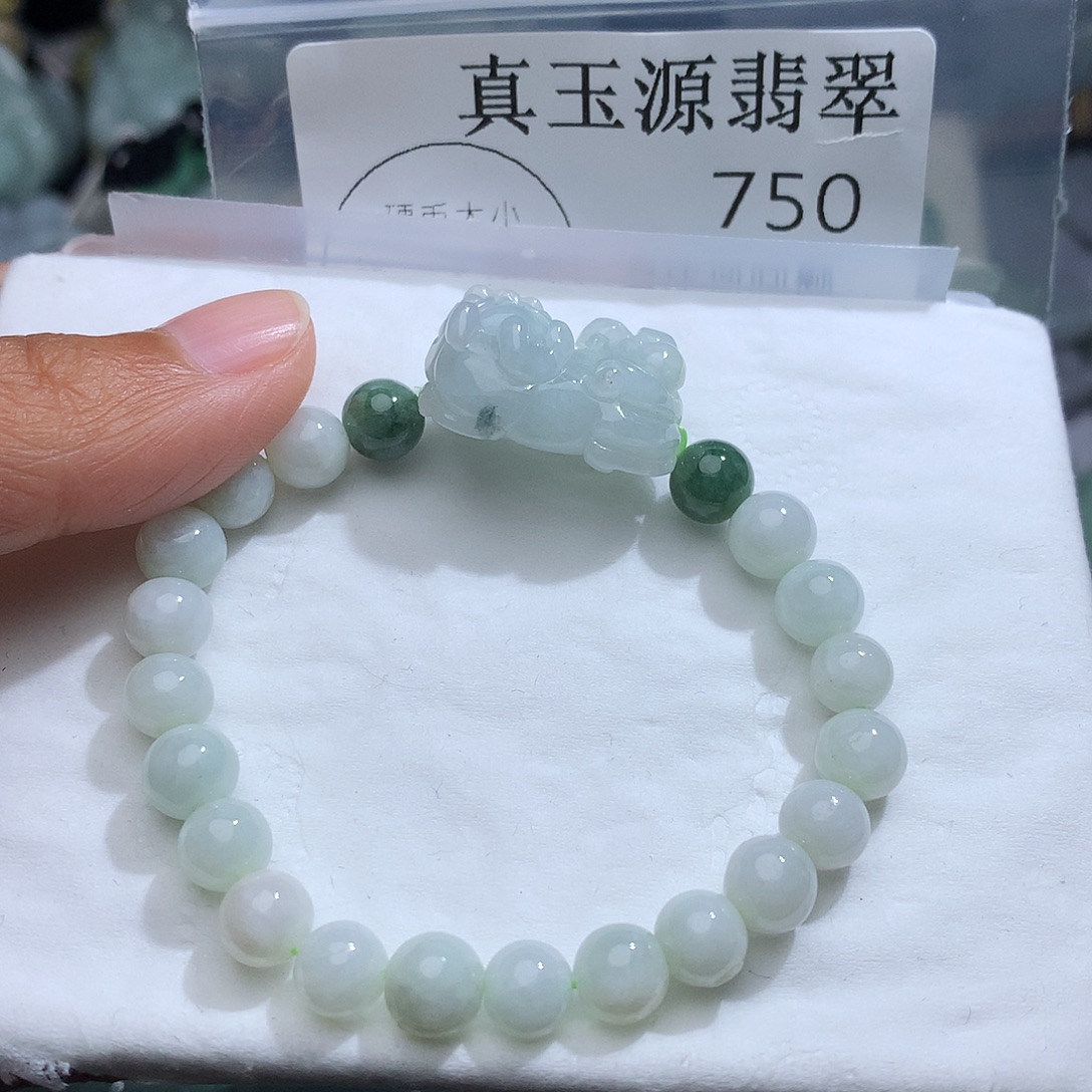 翡翠未镶嵌颈饰750