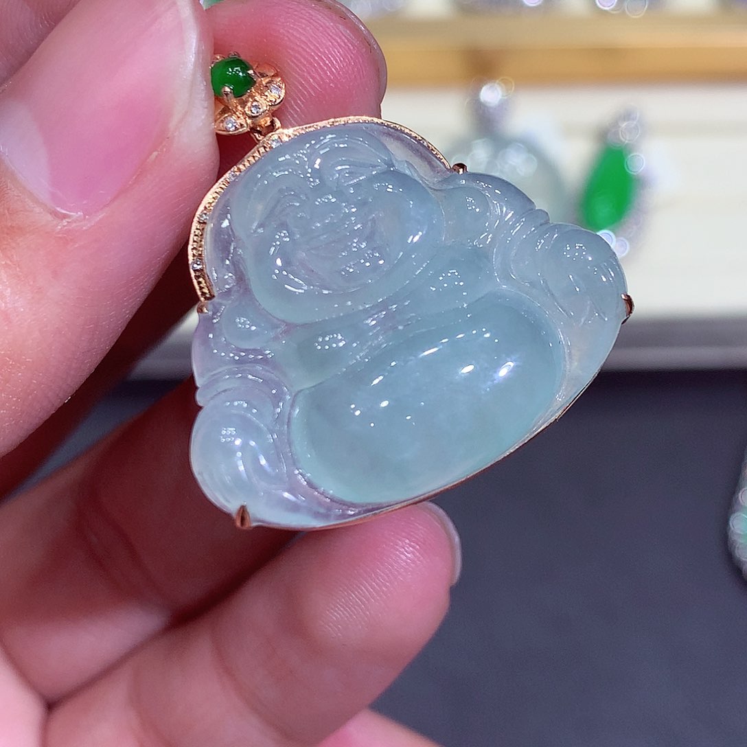 翡翠吊坠(不含链)18K金镶嵌