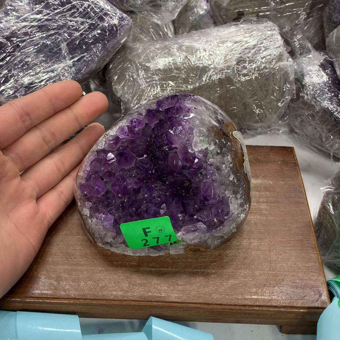 紫晶大型摆件（非配饰）未镶嵌