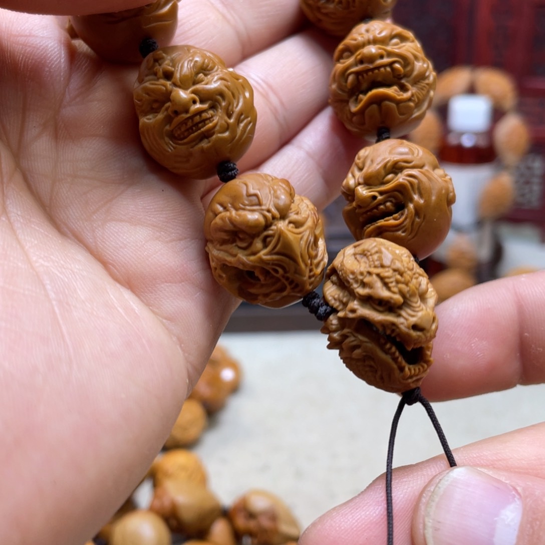 橄榄核吊坠橄榄核雕