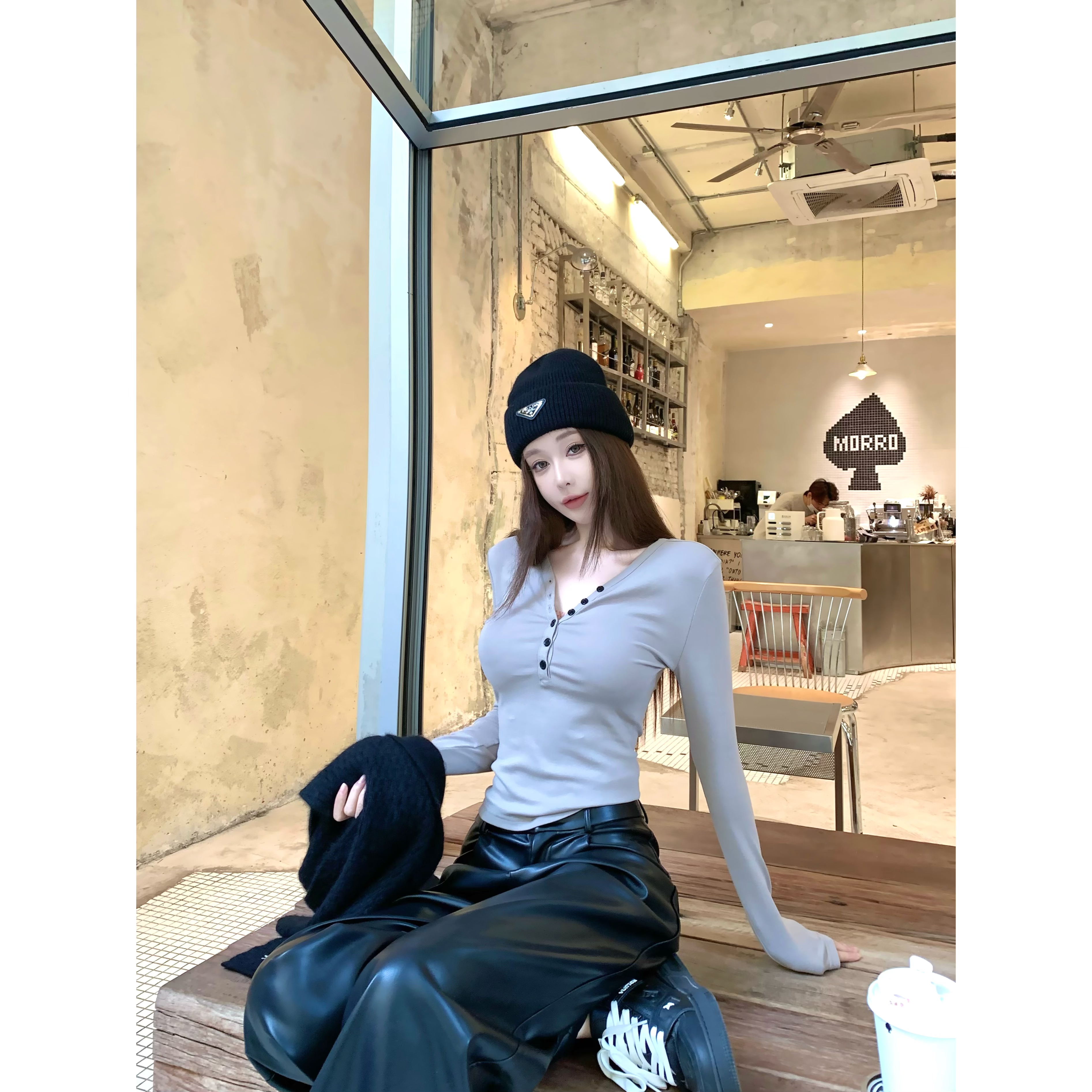lulu limit【极简亨利】亨利领灰色撞色扣子收腰显瘦内搭弹力T恤