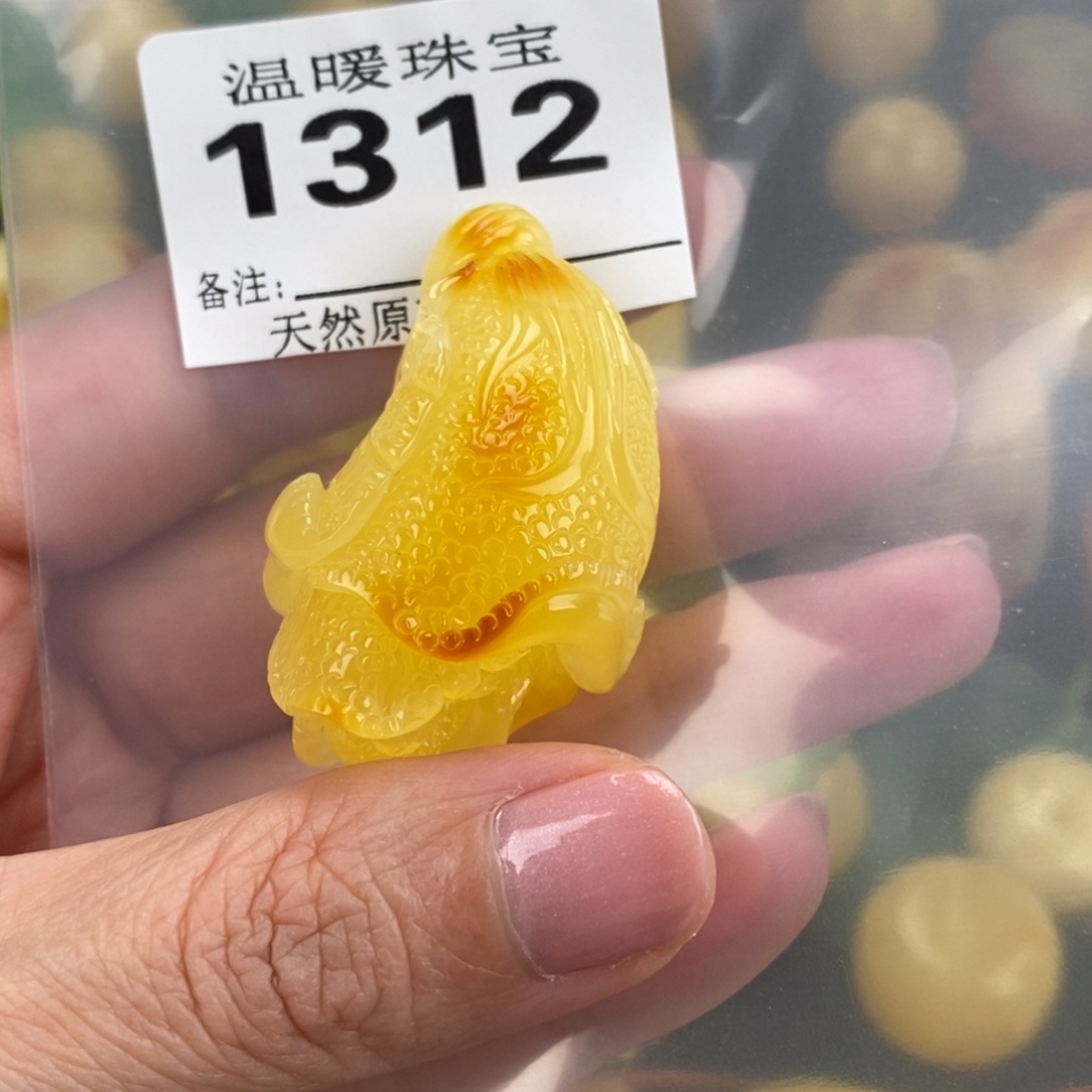 琥珀未镶嵌珠宝奇石裸石