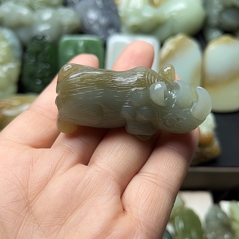 颈饰未镶嵌和田玉