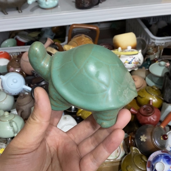 陶瓷艺术品及陶瓷壶