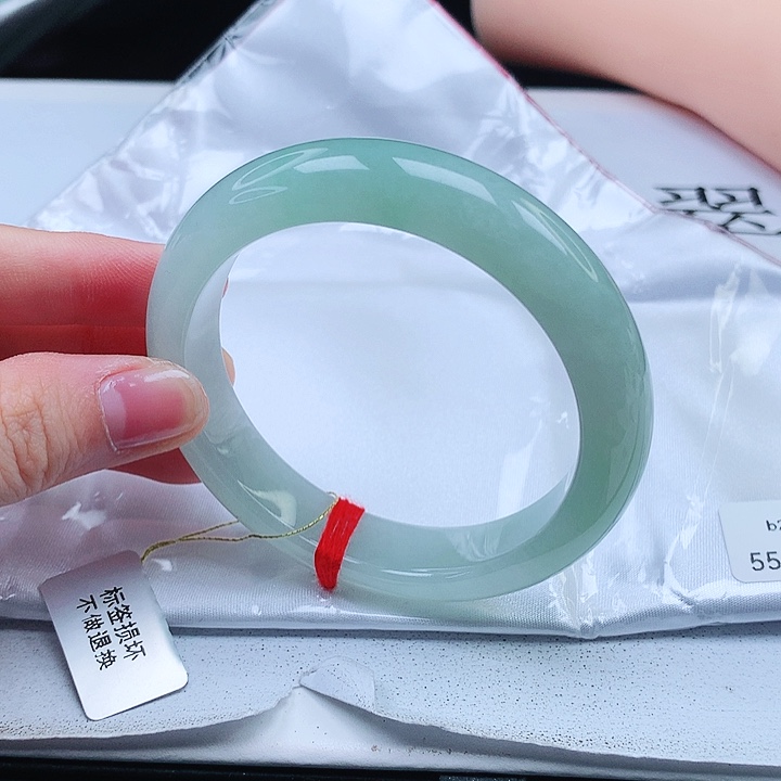 翡翠手镯未镶嵌缅甸天然a货手镯55+