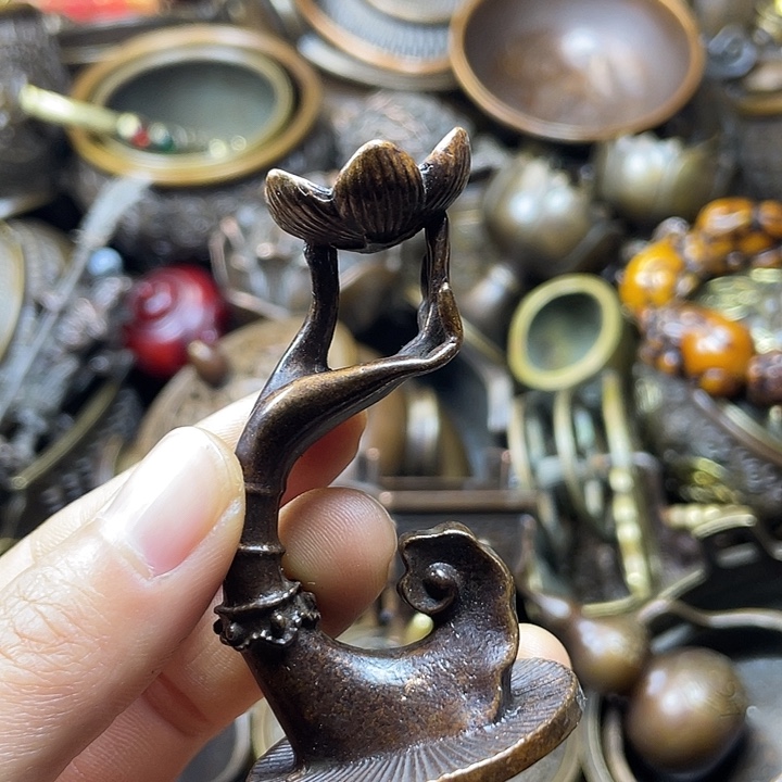 全是铜铜铜器铜器