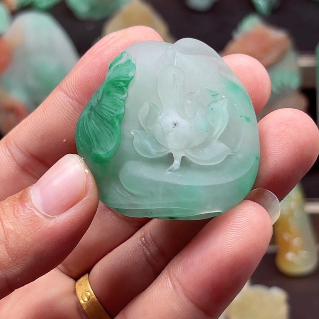 颈饰未镶嵌石英质玉还*定制