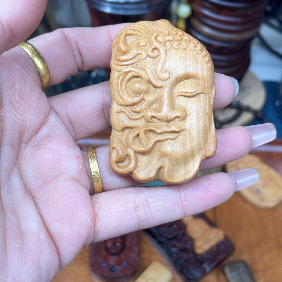 维腊木（绿檀）无事牌