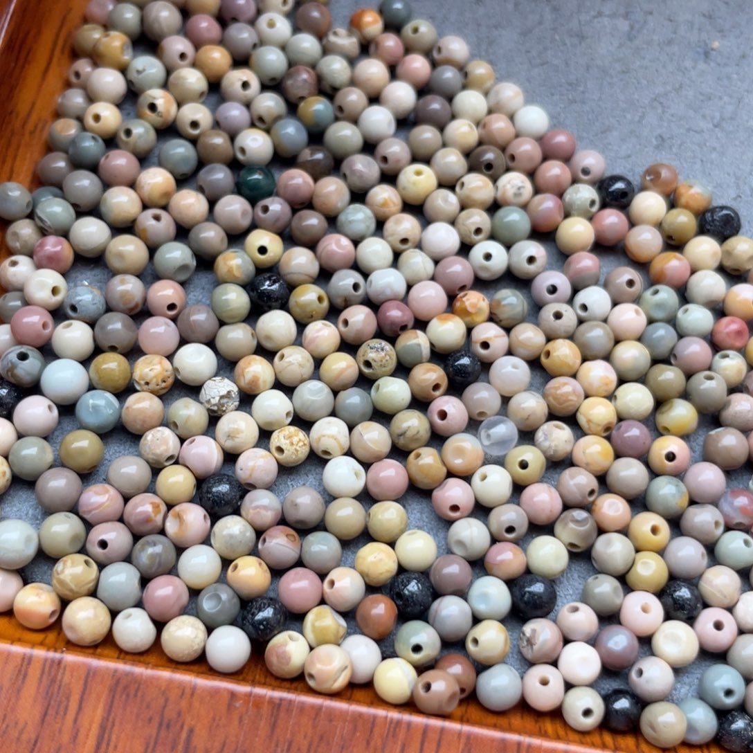 玛瑙/玉髓未镶嵌珠宝半成品阿拉善散珠打包卡3.2