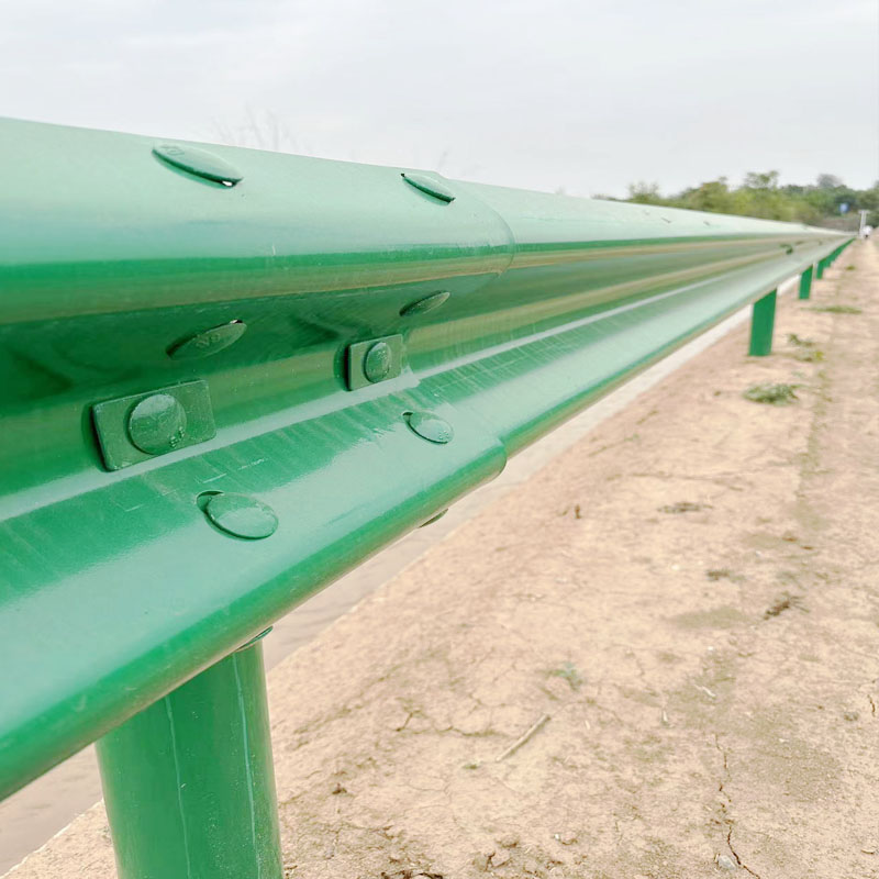 公路波形护栏板双波三波热镀锌喷塑护栏乡村道路波纹防撞隔离栏杆