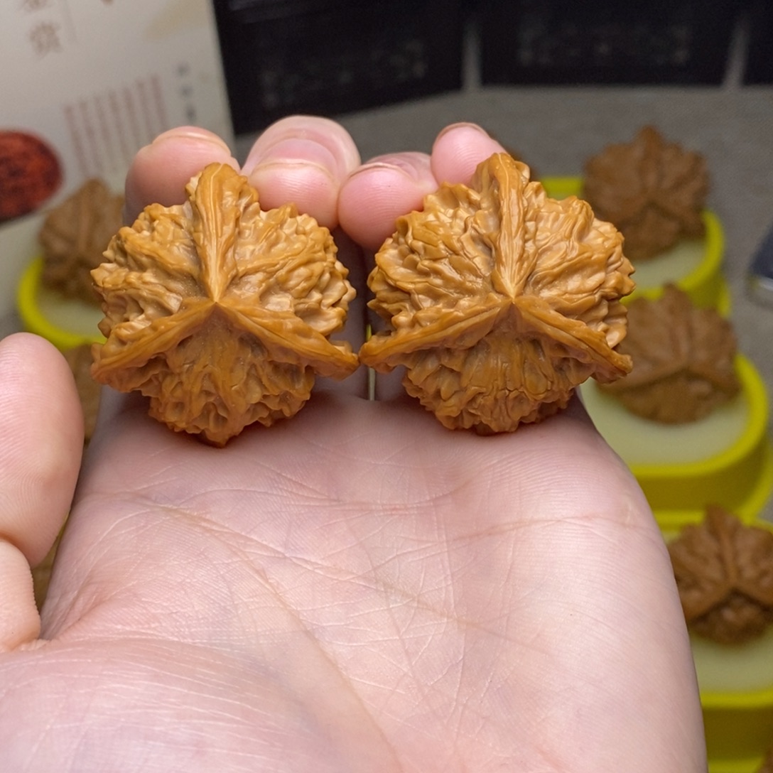 吊坠文玩核桃盘山三棱36微修打底