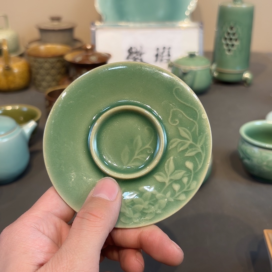 瓷片青瓷青瓷青春青春