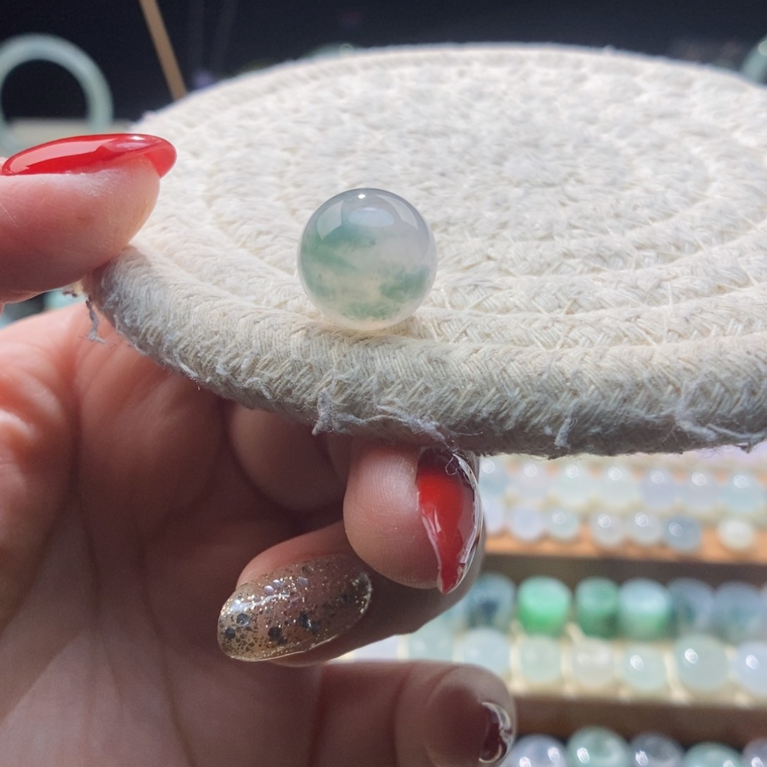 翡翠颈饰未镶嵌圆珠13