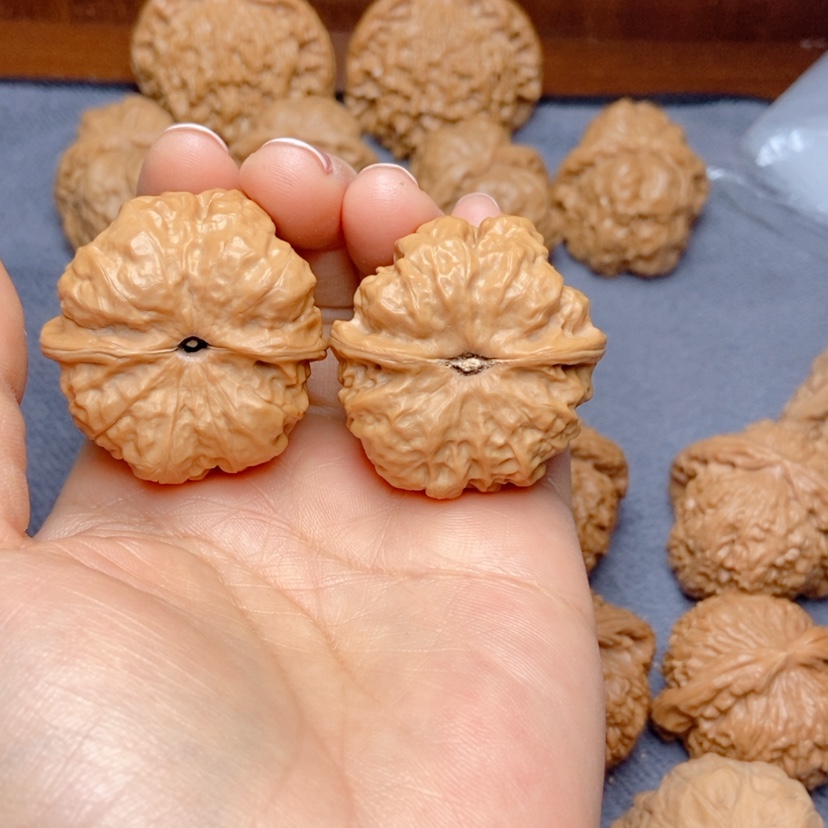 【闪购商品】文玩核桃吊坠?****蛙蛙37