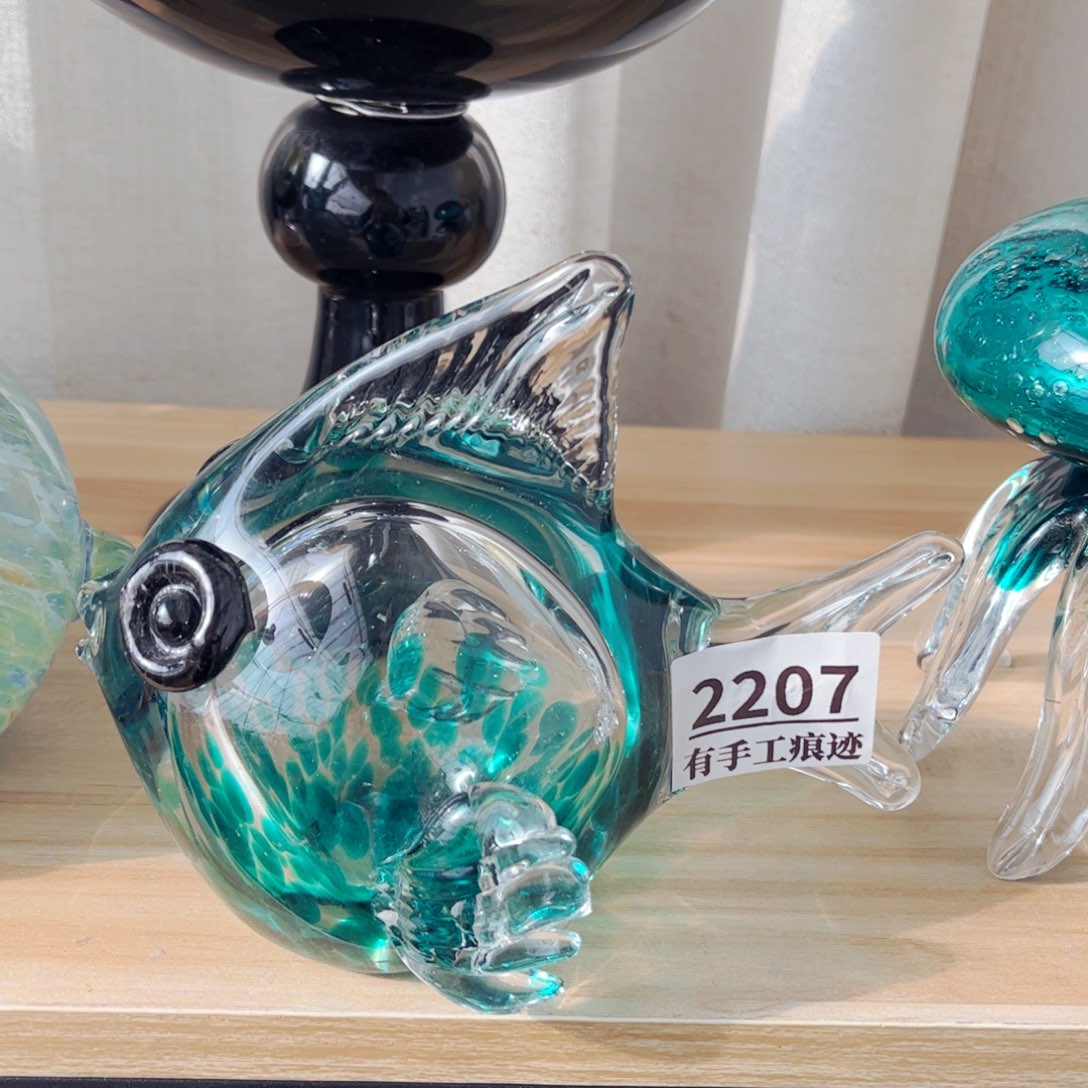 琉璃花瓶摆件2207有手工痕迹