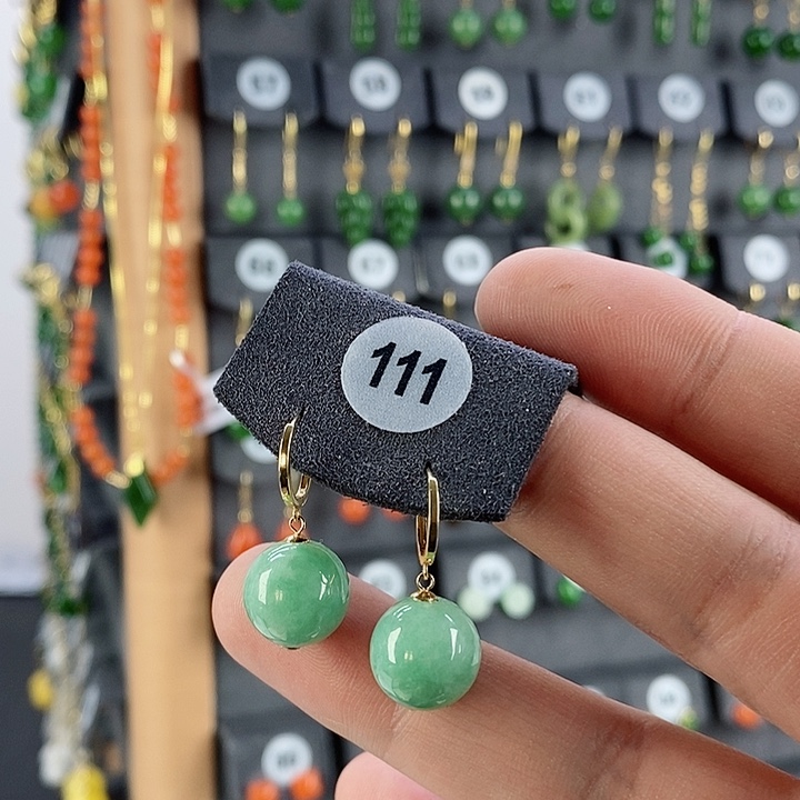 翡翠耳饰18K金镶嵌耳饰