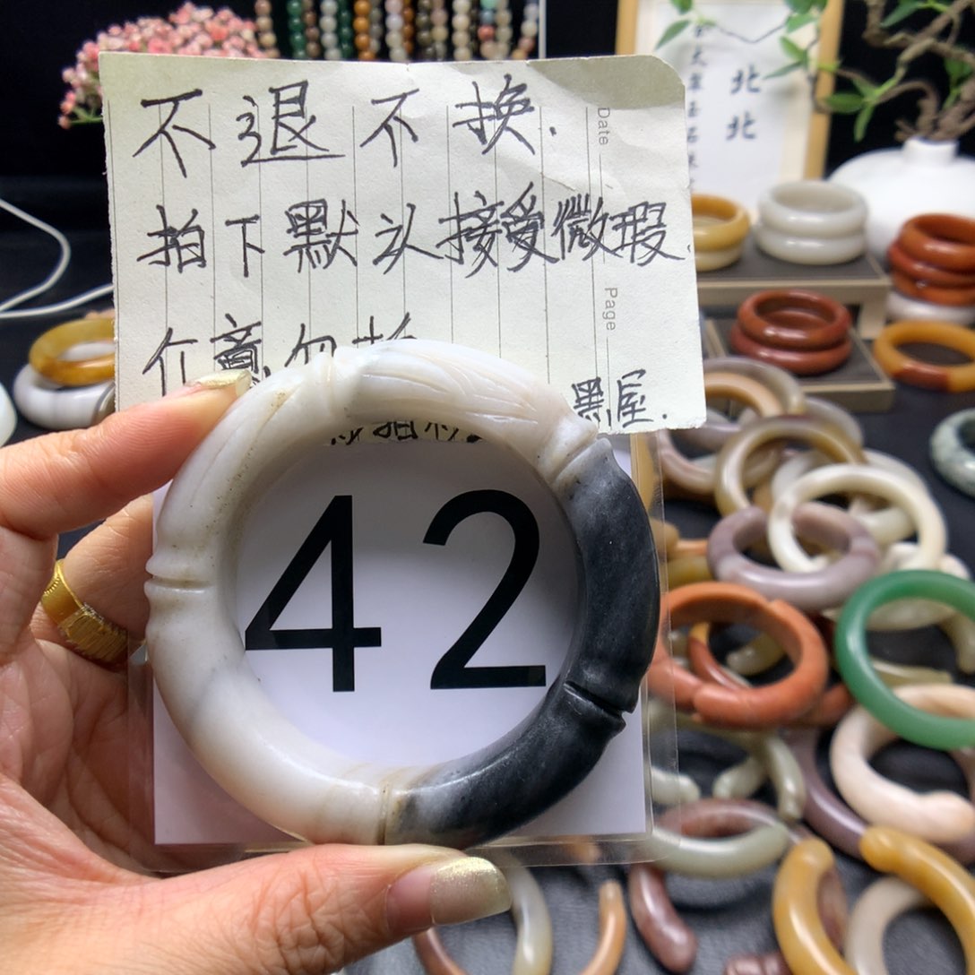 石英质玉手镯未镶嵌傅*璀